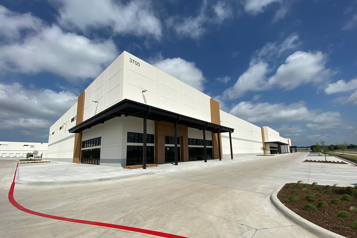 West Worth Commerce Center